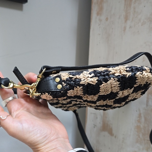 Clare V. Petit Moyen Leather Messenger Bag - Black/Natural Checker Raffia - Picture 6 of 15
